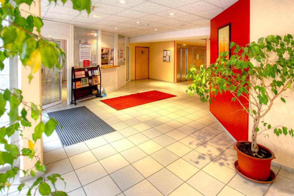 Sejours & Affaires Saint Etienne Jules Ferry Aparthotel ภายนอก รูปภาพ