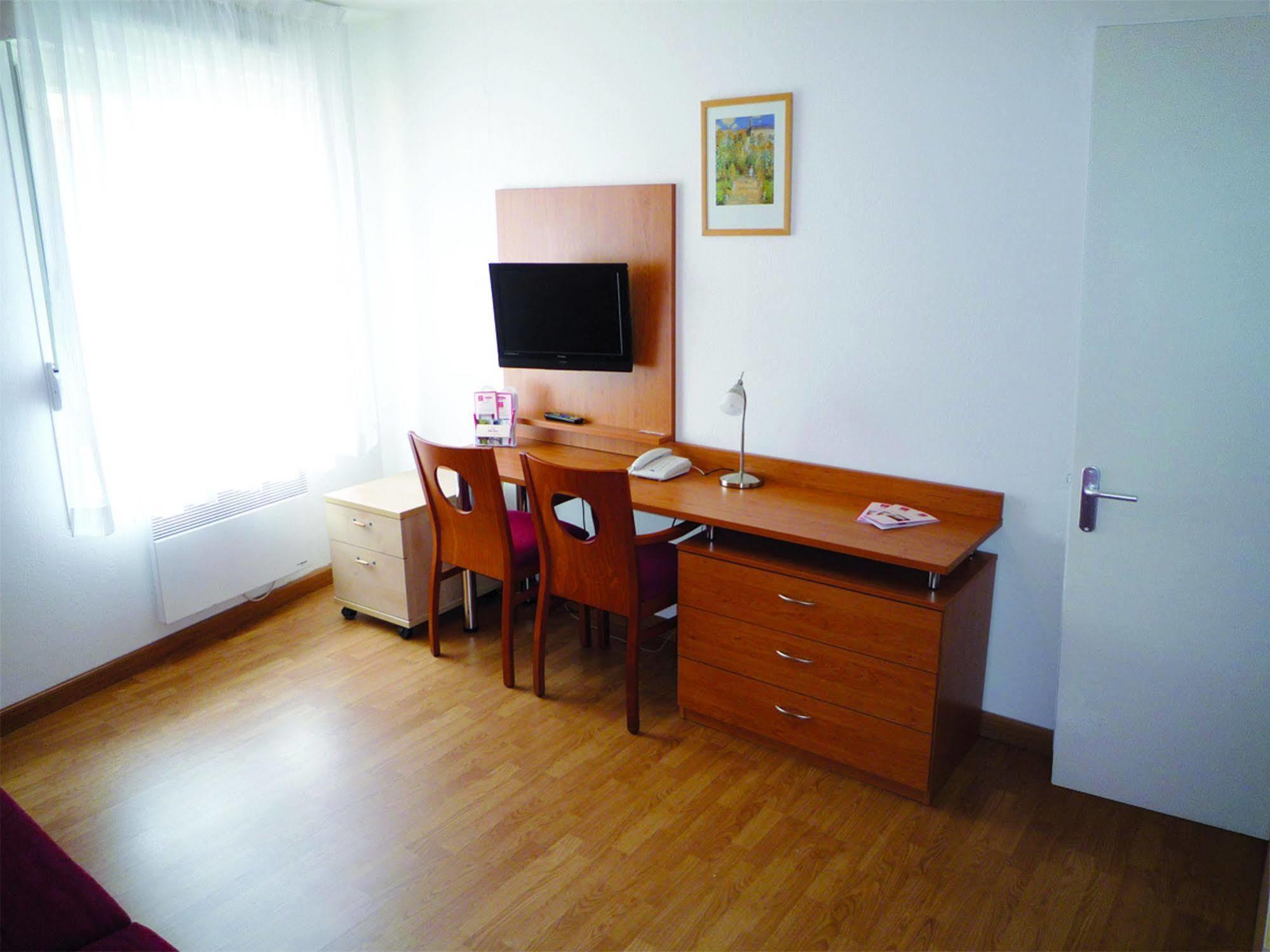 Sejours & Affaires Saint Etienne Jules Ferry Aparthotel ภายนอก รูปภาพ